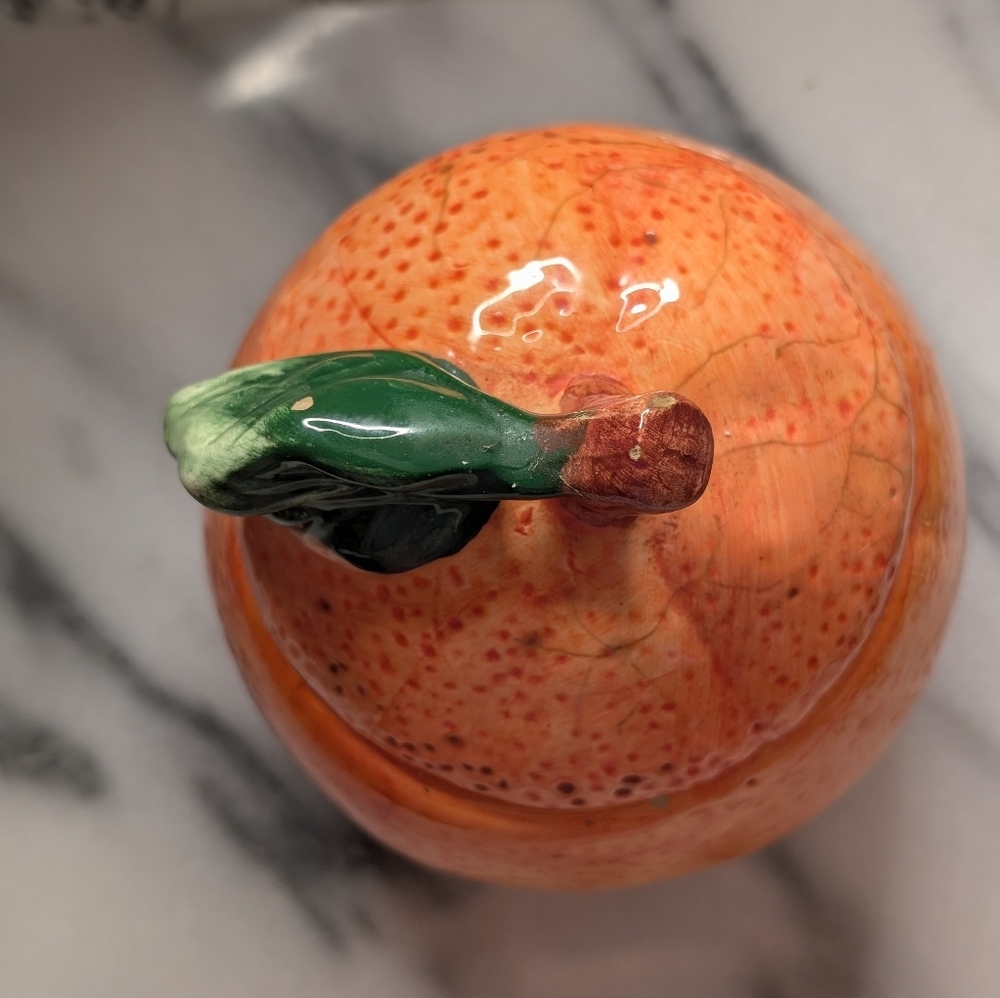 Vintage Orange Ceramic Fruit Container - Picture 2 of 6
